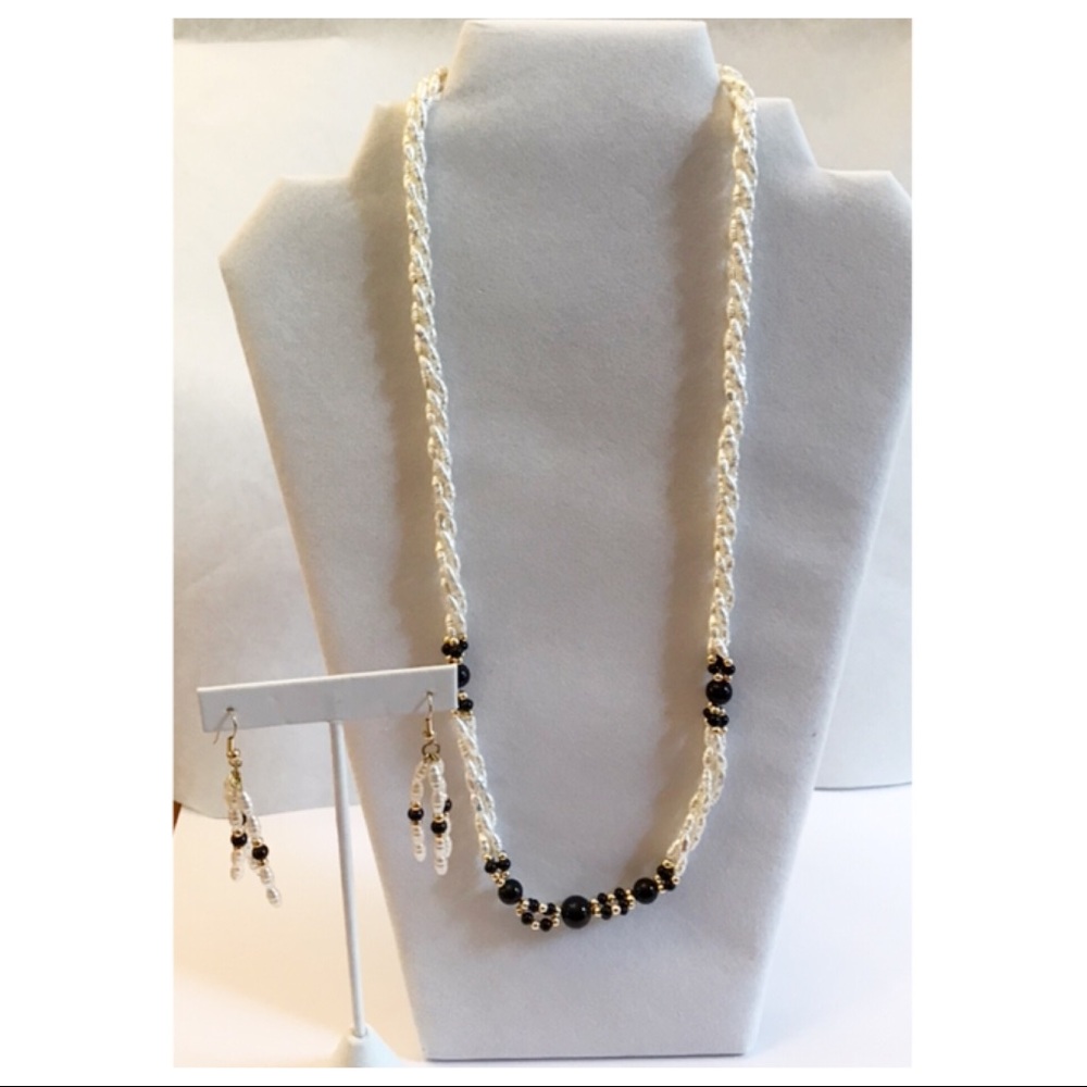 Vintage freshwater pearl jewelry